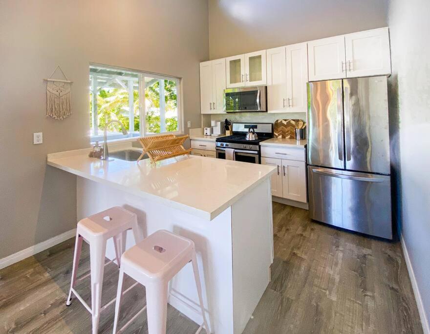 Appartamento Hibiscus Hale, Full Kitchen, King Bed, Parking Keaau Esterno foto